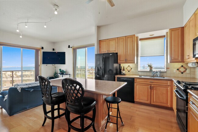 Foto del edificio - 488 E Ocean Blvd