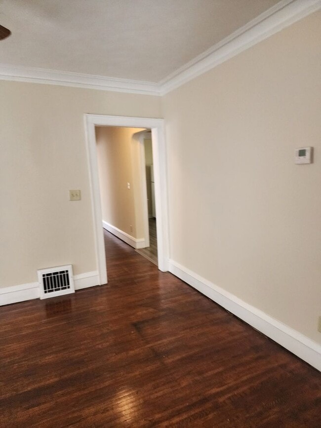 Foto del edificio - 1306 N Main St