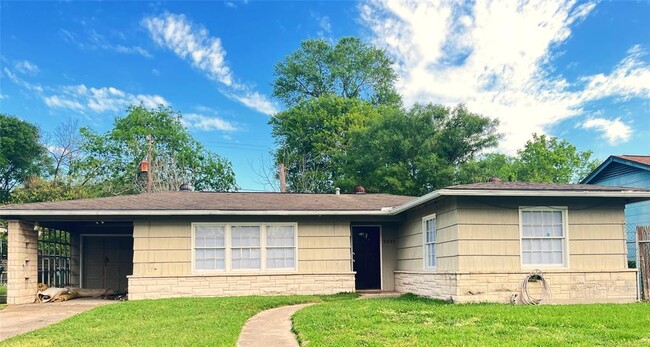 7551 El Rancho St, Houston, TX 77087 - House for Rent in Houston, TX |  