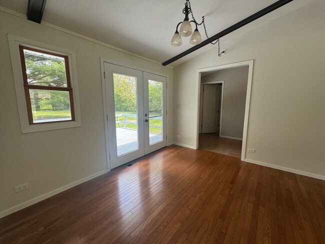 Building Photo - 6835 Paddock Ln