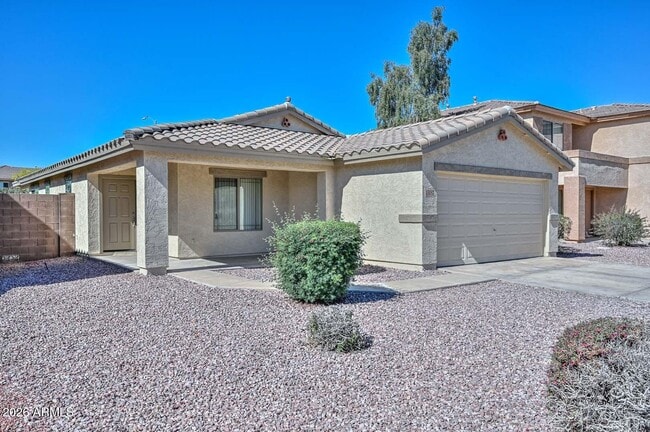 Building Photo - 13157 W Clarendon Ave