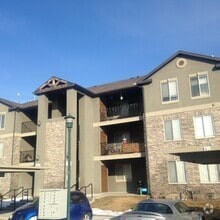 Building Photo - 3569 E Rock Creek Rd