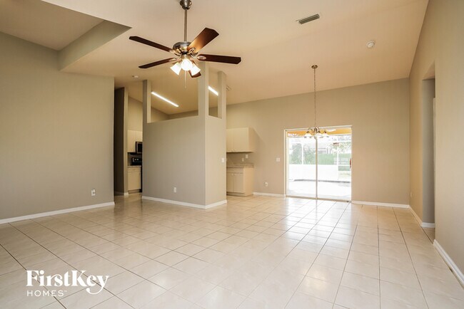 Foto del edificio - 1506 SE 19th Terrace