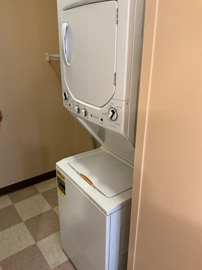 Foto del edificio - 517 Trafton Rd