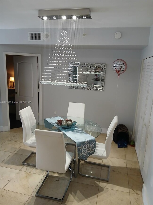 Foto del edificio - 5085 NW 7th St