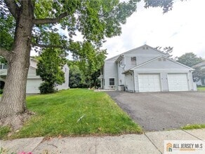 Building Photo - 89 Wyndmoor Dr