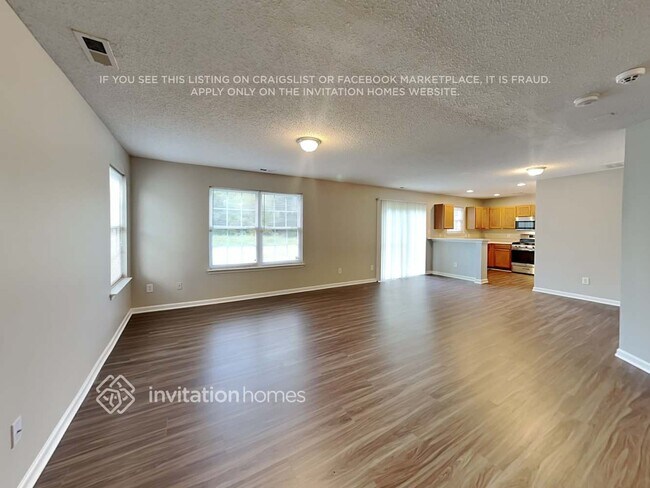 Foto del edificio - 10729 Glenluce Ave