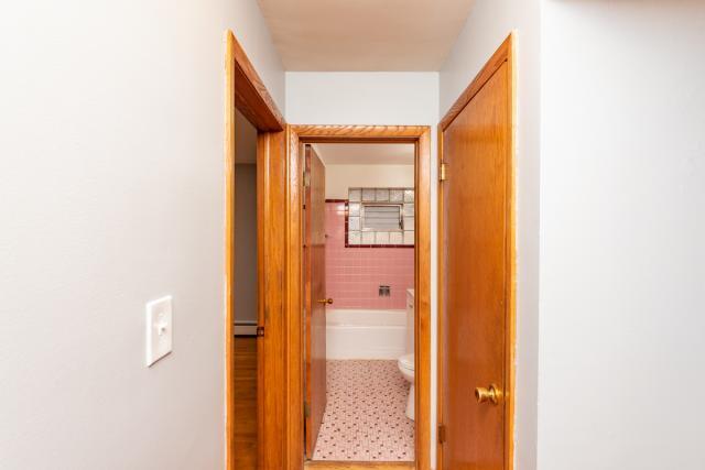 Primary Photo - 2 bedroom in Niles IL 60714