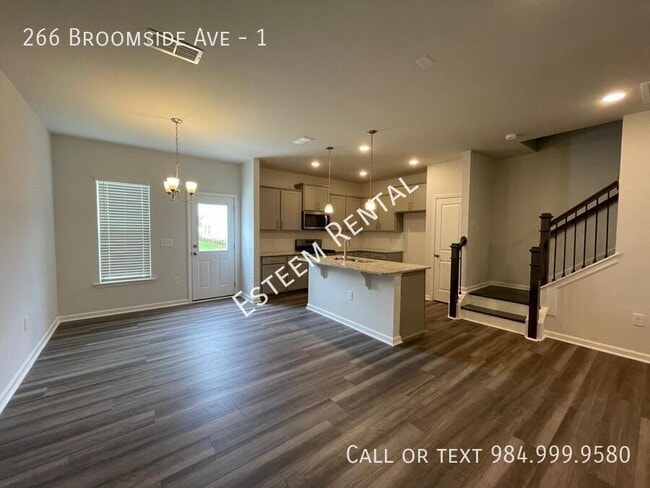 Building Photo - 266 Broomside Ave