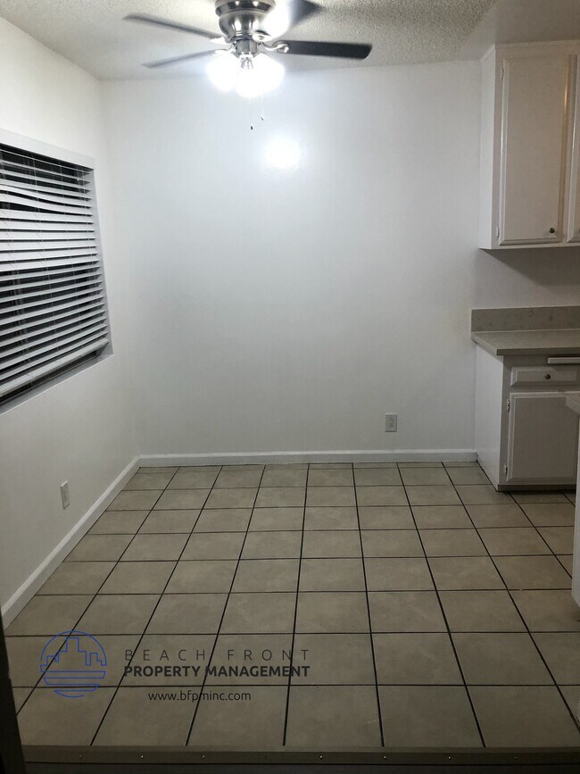 Foto del edificio - 6257 Friends Ave.