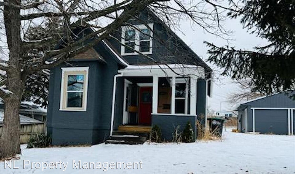 3 br, 1 bath House 6316 Spencer St. House Rental in Omaha, NE