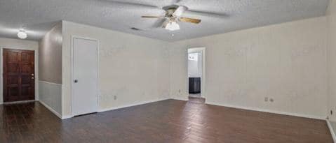 Building Photo - 2801 Diddley Cove