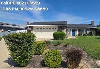 Building Photo - 3001 E St Andrews Dr