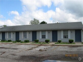 Building Photo - 8310 S US Highway 41