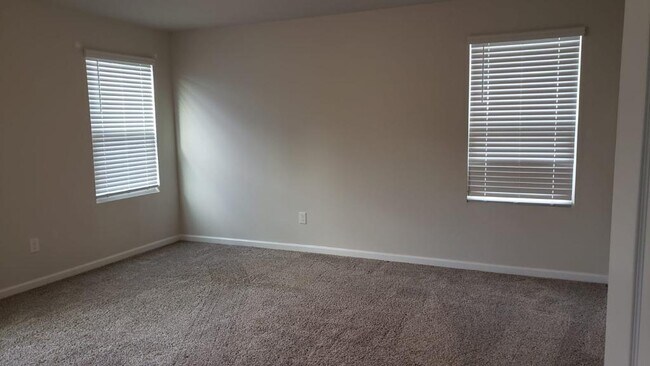 Foto del edificio - 2944 Lake Barkley Way