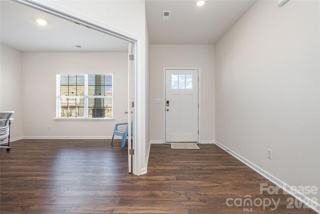 Building Photo - 10759 Adair Wds Dr