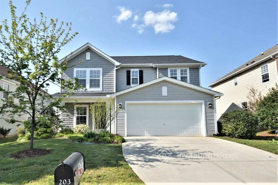 Primary Photo - 203 Coalyard Dr