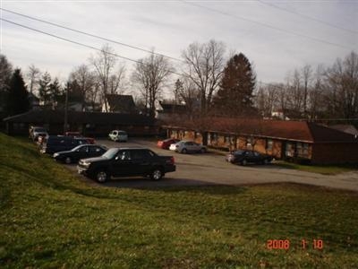 Primary Photo - 113-117 Hutton St