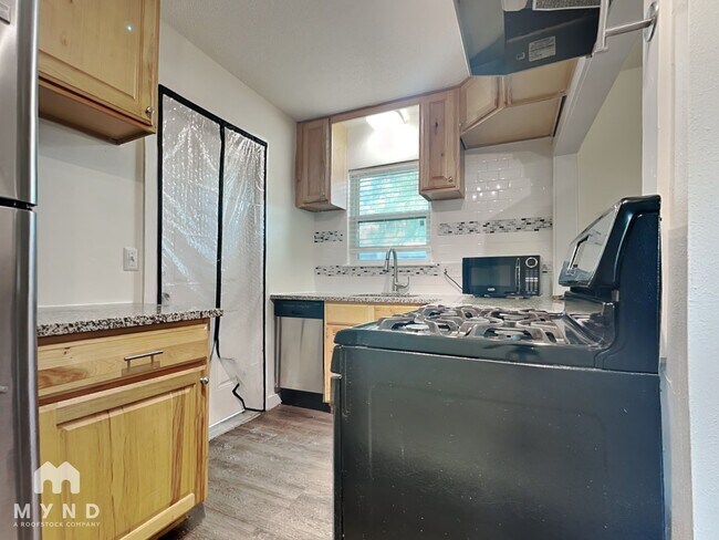 Foto del edificio - 1604 Parker Ln