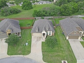 Building Photo - 2110 Timberline Ct