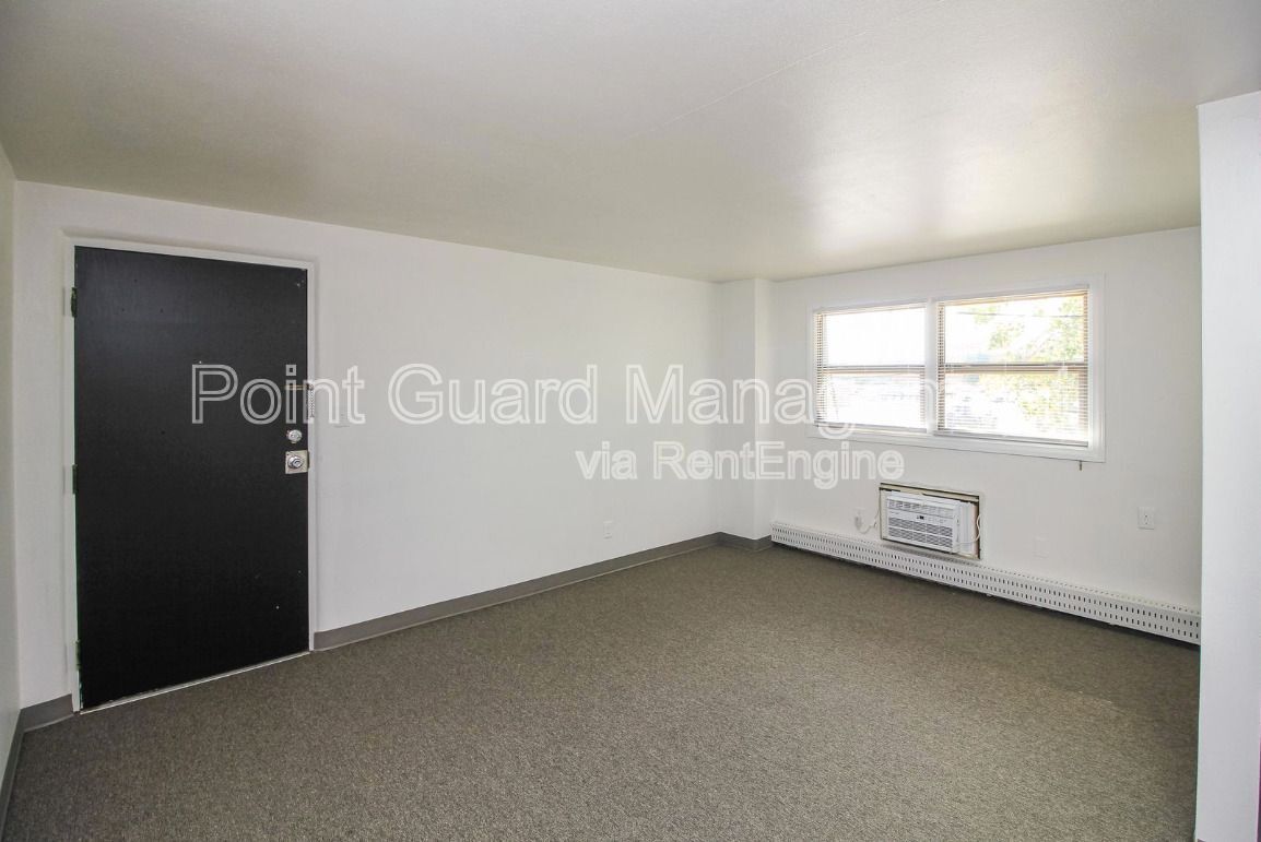 Primary Photo - 3309 S Jefferson Ave