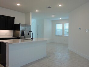 Building Photo - 19293 Hazel Firs Ln