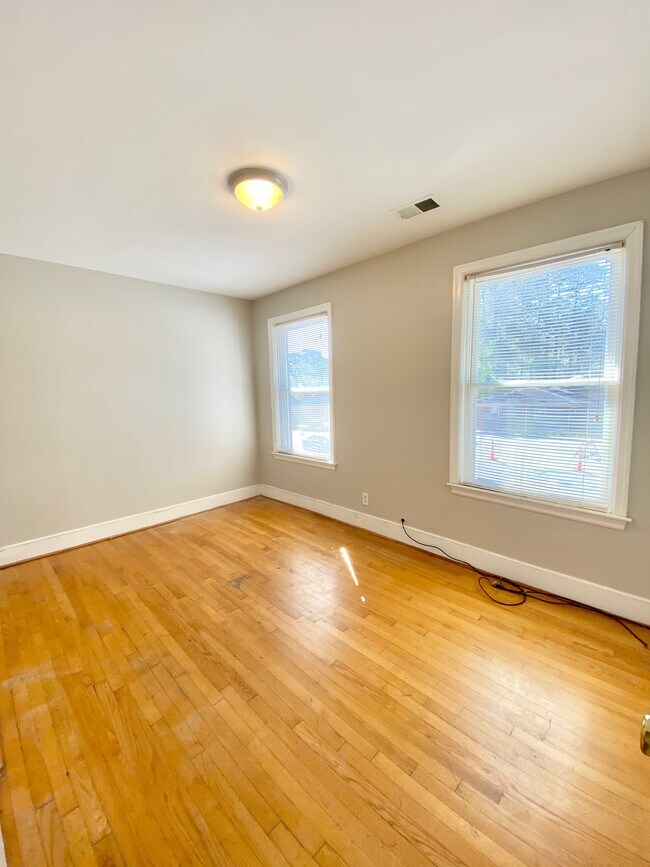 Building Photo - 4447 Trenholm Rd