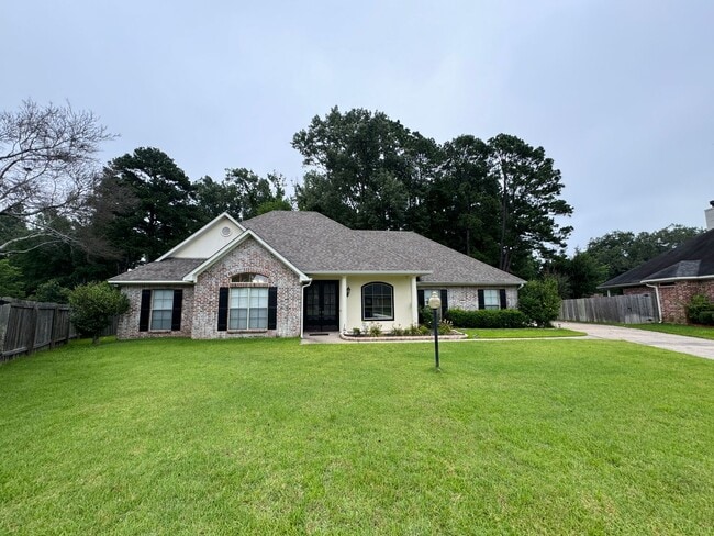Building Photo - 472 Grand Oaks Dr