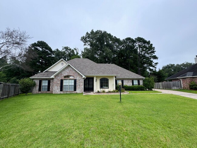 Foto del edificio - 472 Grand Oaks Dr
