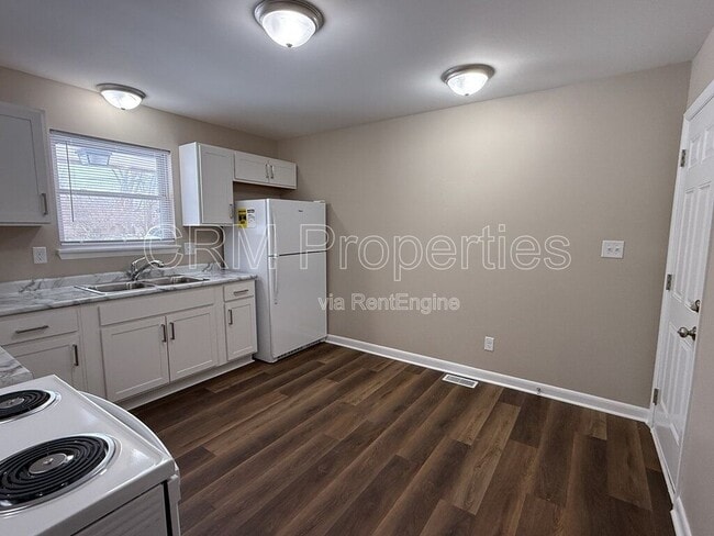 Foto del edificio - 7134 E 18th St