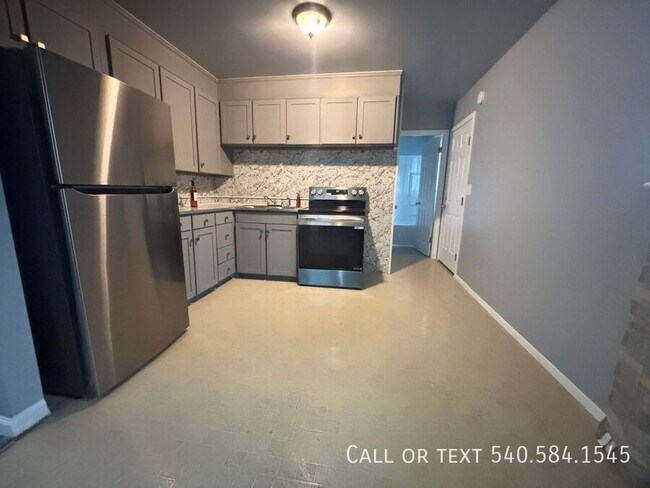 Foto del edificio - 4230 Moomaw Ave NW