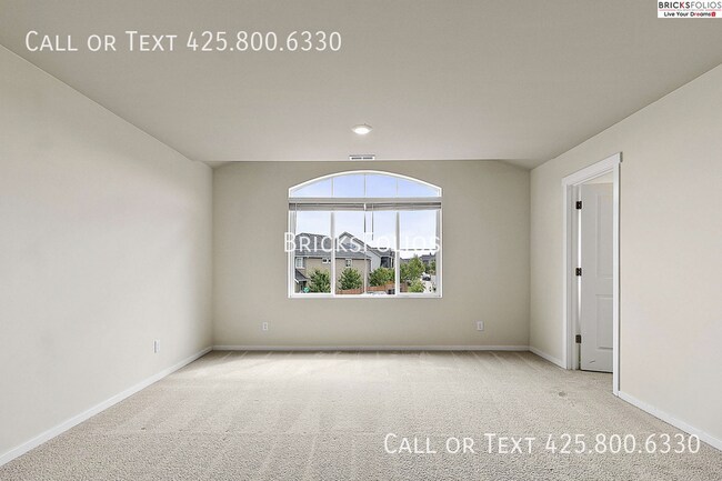Foto del edificio - 18722 106th Ave Ct E