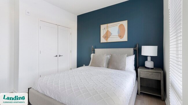 Building Photo - 815 Madison St