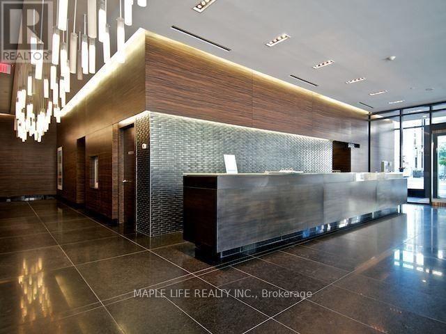 Photo du bâtiment - 770-1770 Bay St.