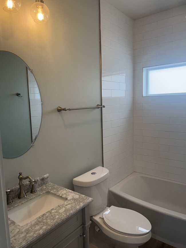 2nd Bathroom - 1059 Hosbrook St