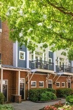Building Photo - 1258 DeKalb Ave NE