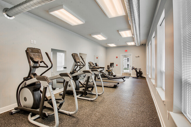 Fitness Studio - Flats on 5th