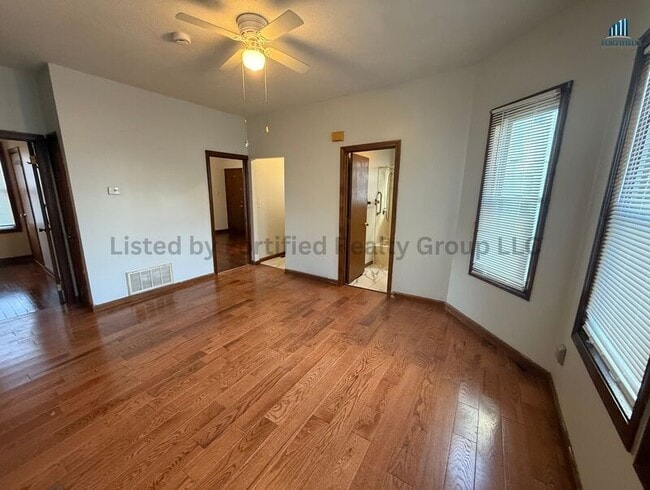 Photo - 137 Barnes St Apartment