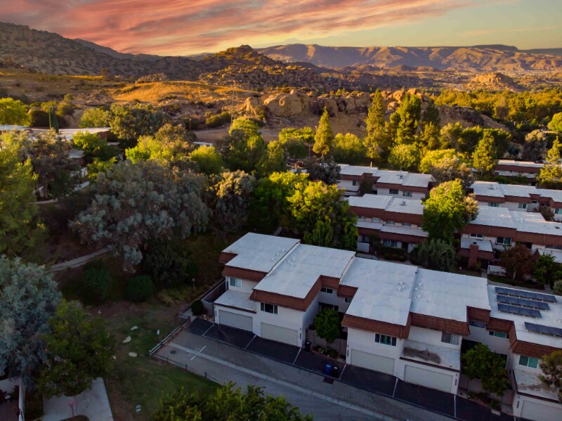 Foto principal - 10171 Larwin Ave