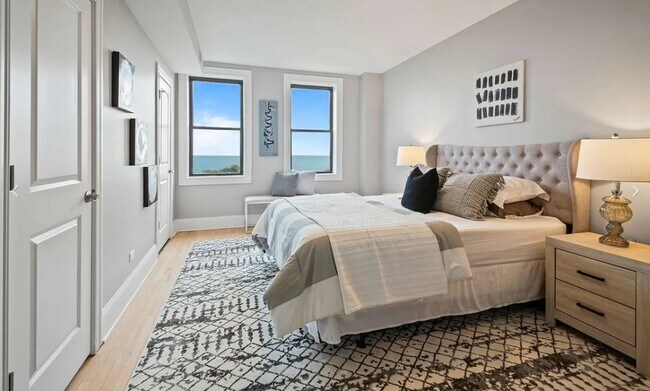 Foto del edificio - The Dunham Apartments