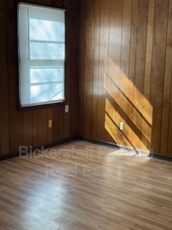 Foto del edificio - 703 Winall Dr