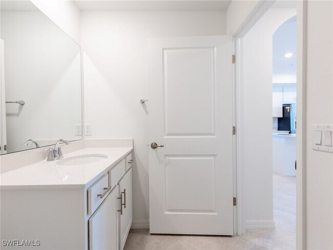 Foto del edificio - 5807 Double Eagle Cir
