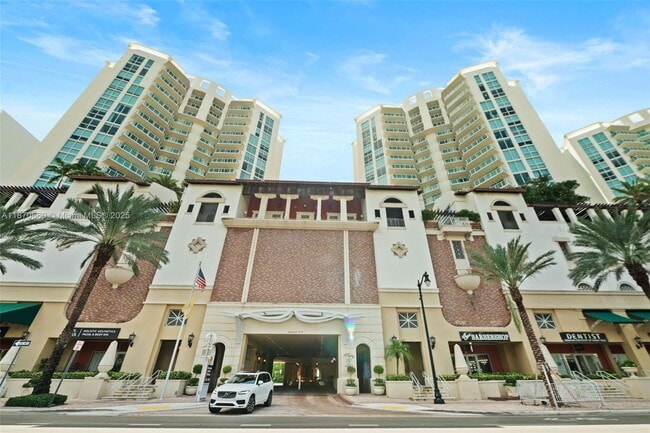 Foto del edificio - 150 Sunny Isles Blvd