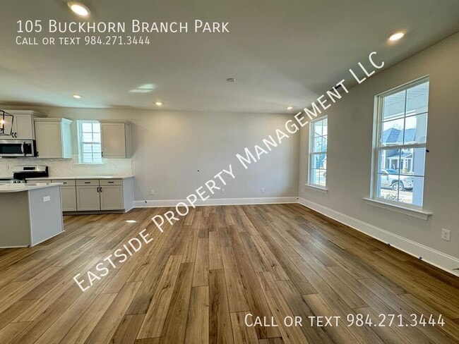 Foto del edificio - 105 Buckhorn Br Pk