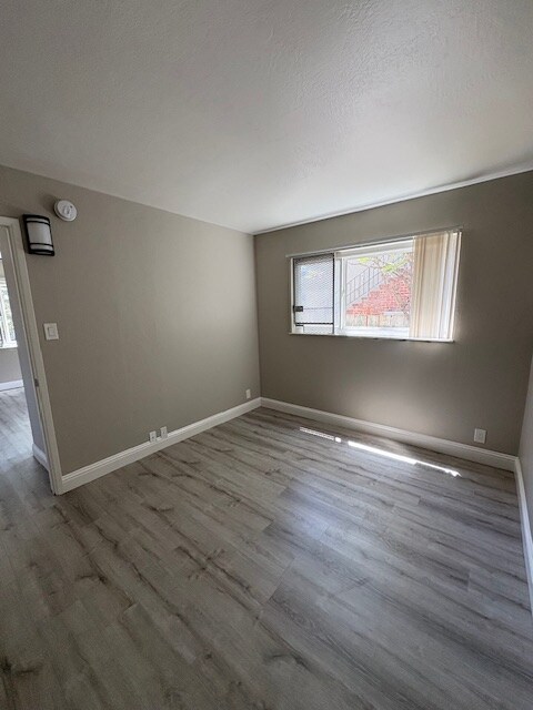Foto del edificio - 5499 Claremont Ave