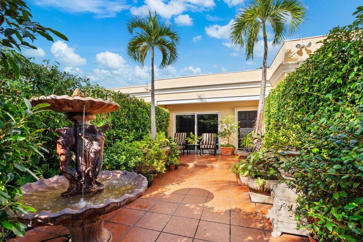Foto principal - 225 Everglade Ave