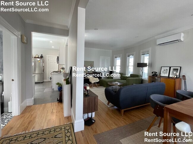 Building Photo - 12 Seven Pines Ave