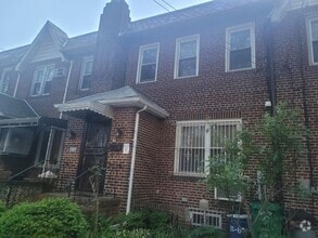 Building Photo - 82-80 161st St