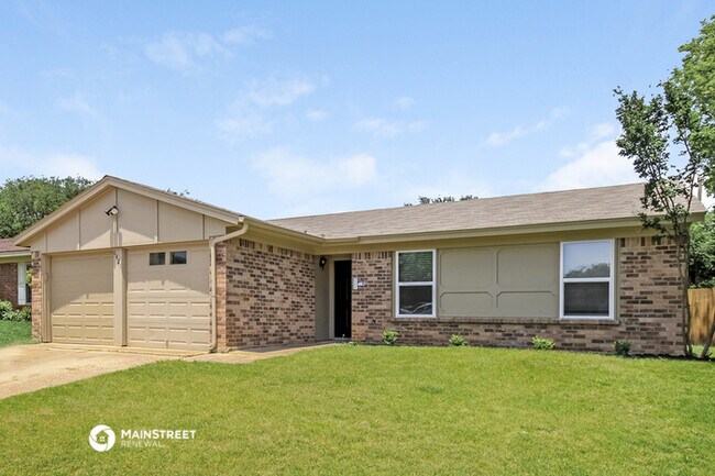 Foto del edificio - 6421 Kary Lynn Dr N