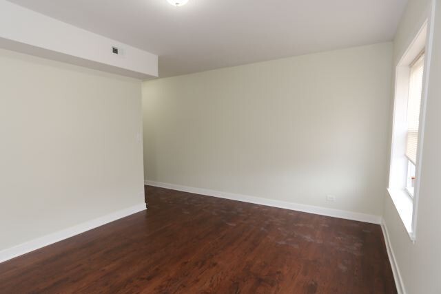 Foto del edificio - 2944 W Montrose Ave